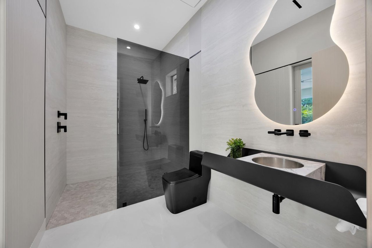 JUST LISTED: Modern Luxury Estate at 11240 SW 95th Street
