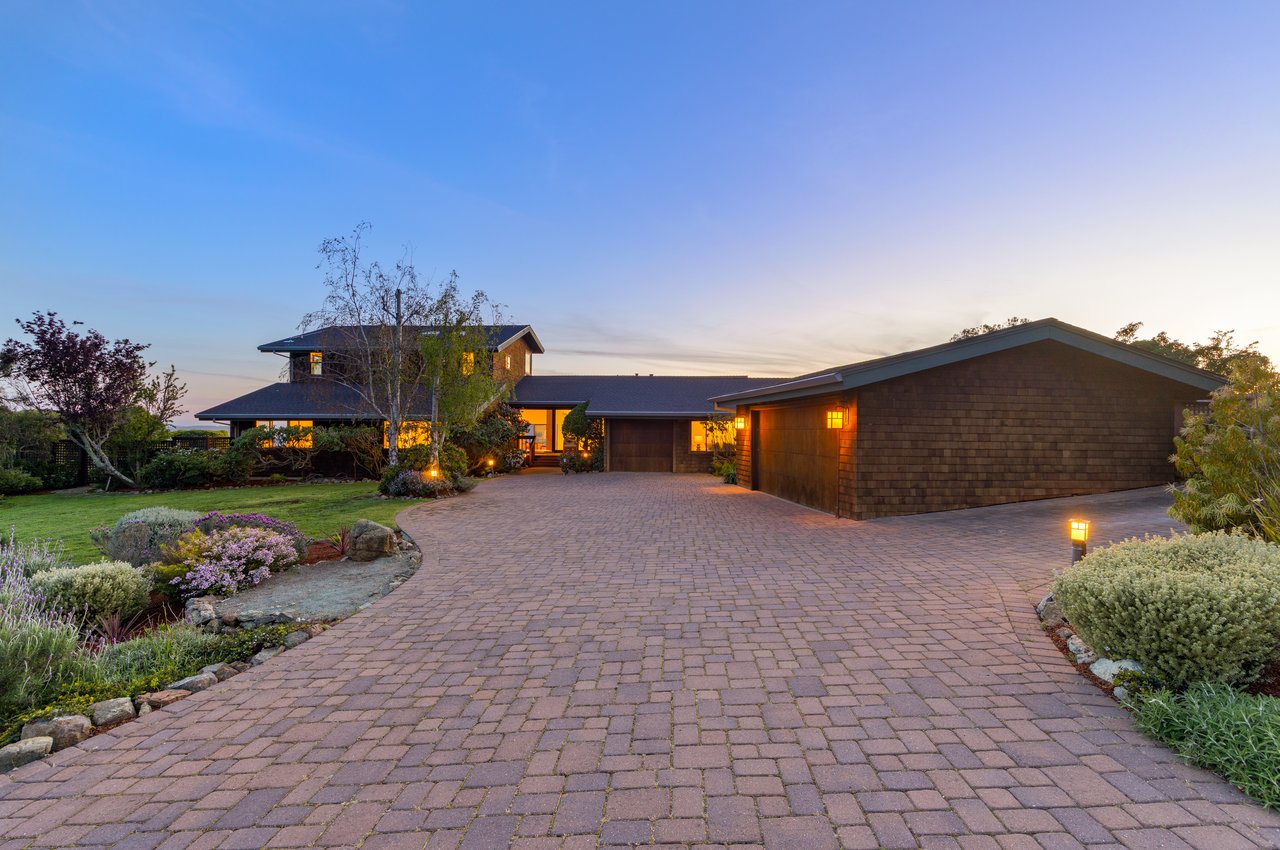 Sweeping Views of San Francisco and the Golden Gate Bridge