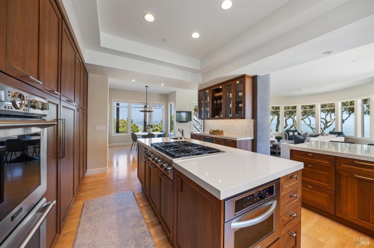 205 Taylor Rd
