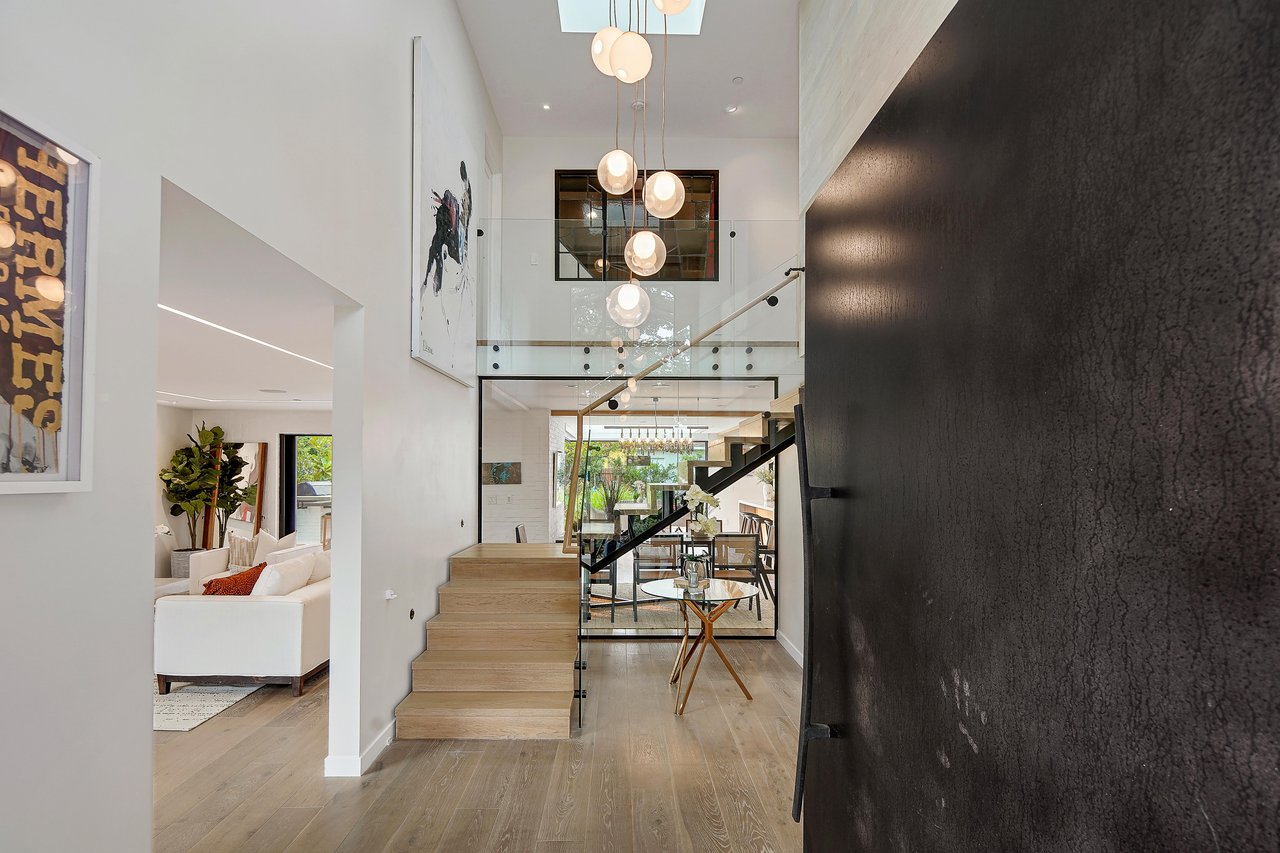 427 Palisades Ave