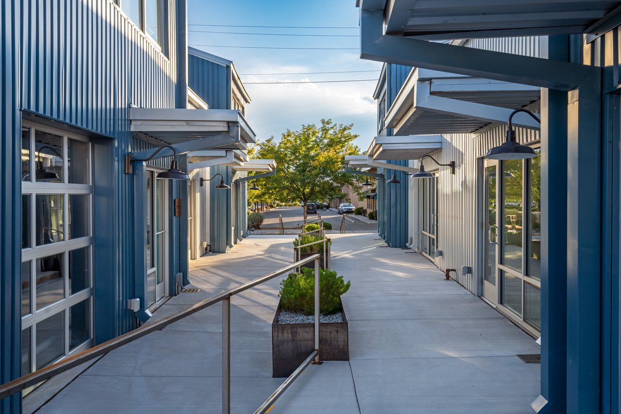 1189 Parkway Studios, Santa Fe, NM 87507