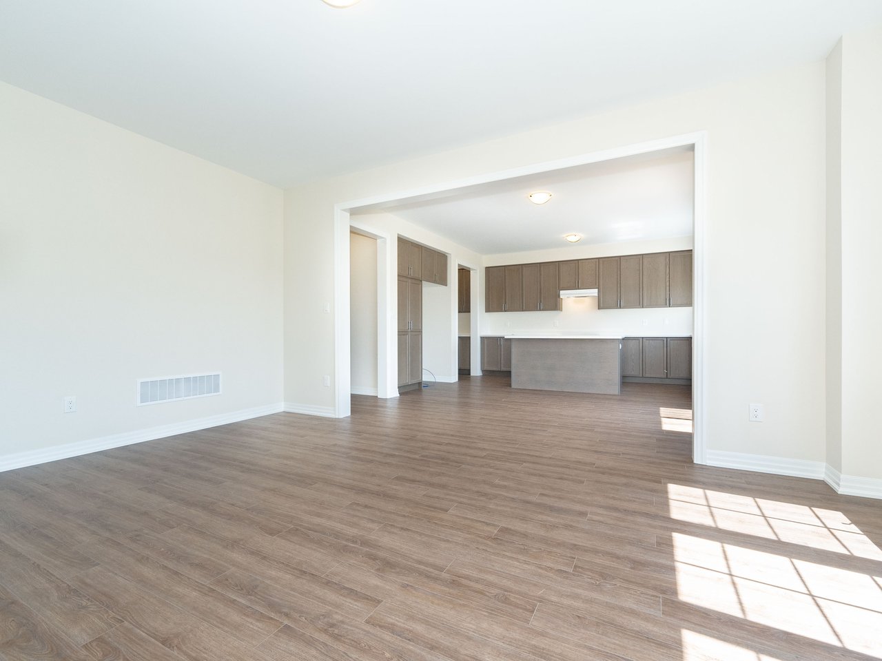 43 Donald Ingram Crescent