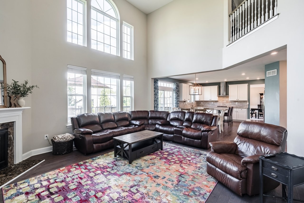 3700 Winthrop Way