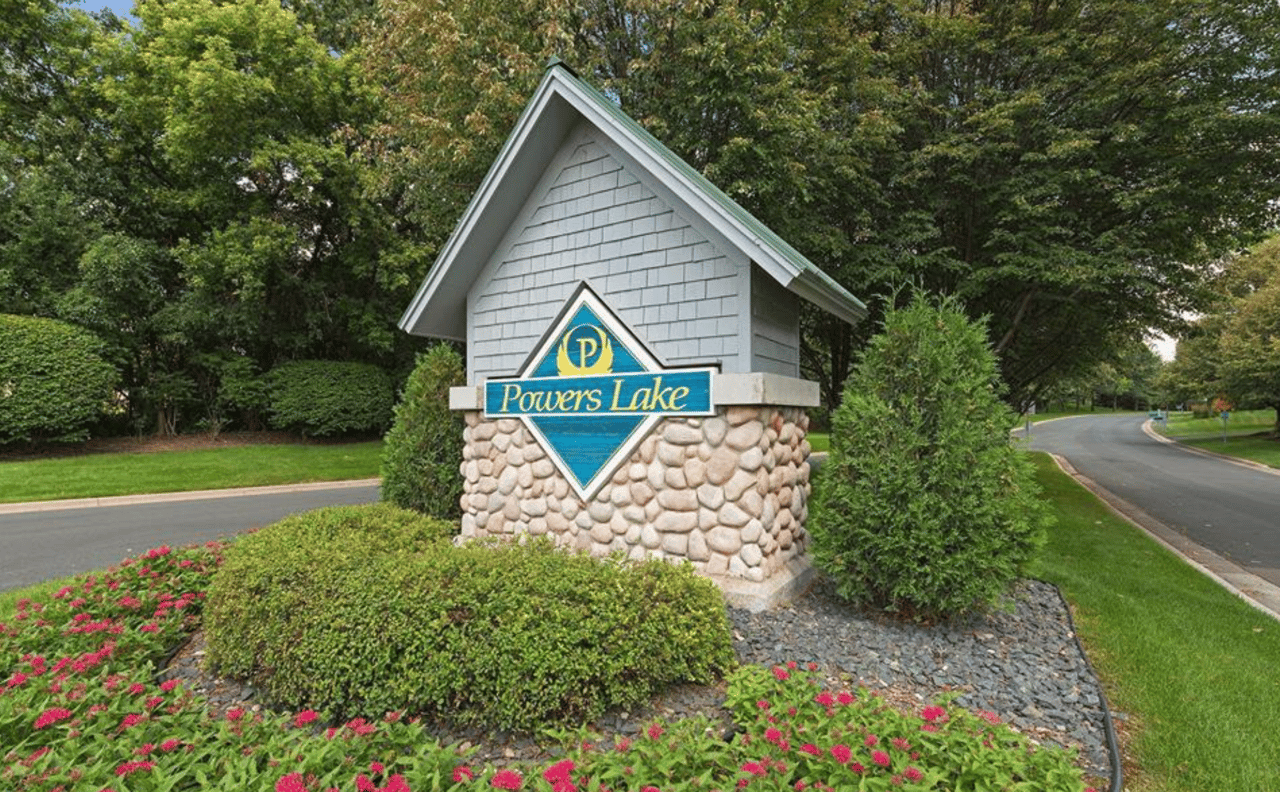 Powers Lake Woodbury MN: A Guide to the Lake, the Homes, and One of Woodbury's Most-Walked Neighborhoods