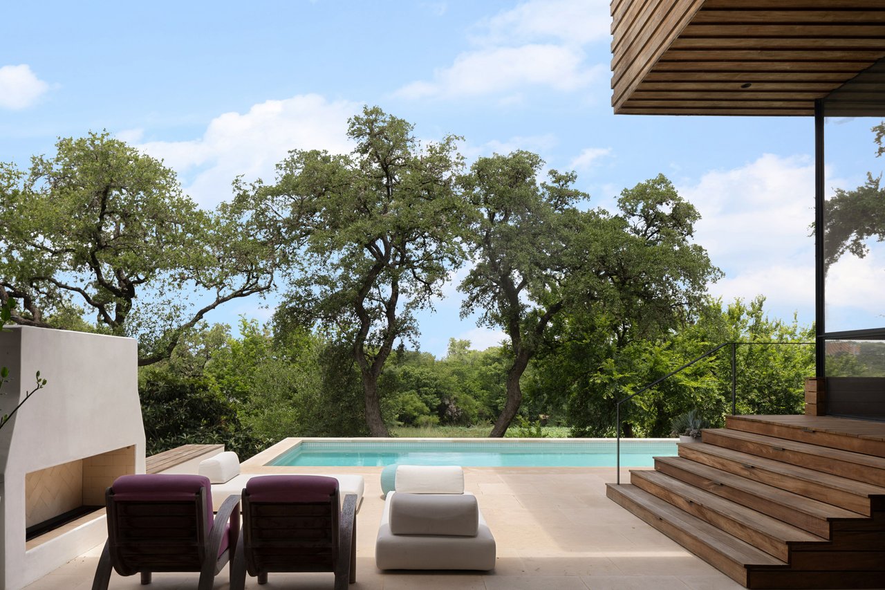 Scenic Drive Estate