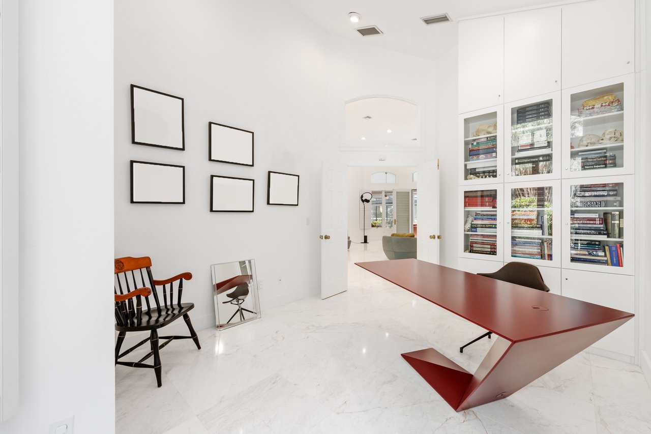 6709 SW 17th Terrace Rd