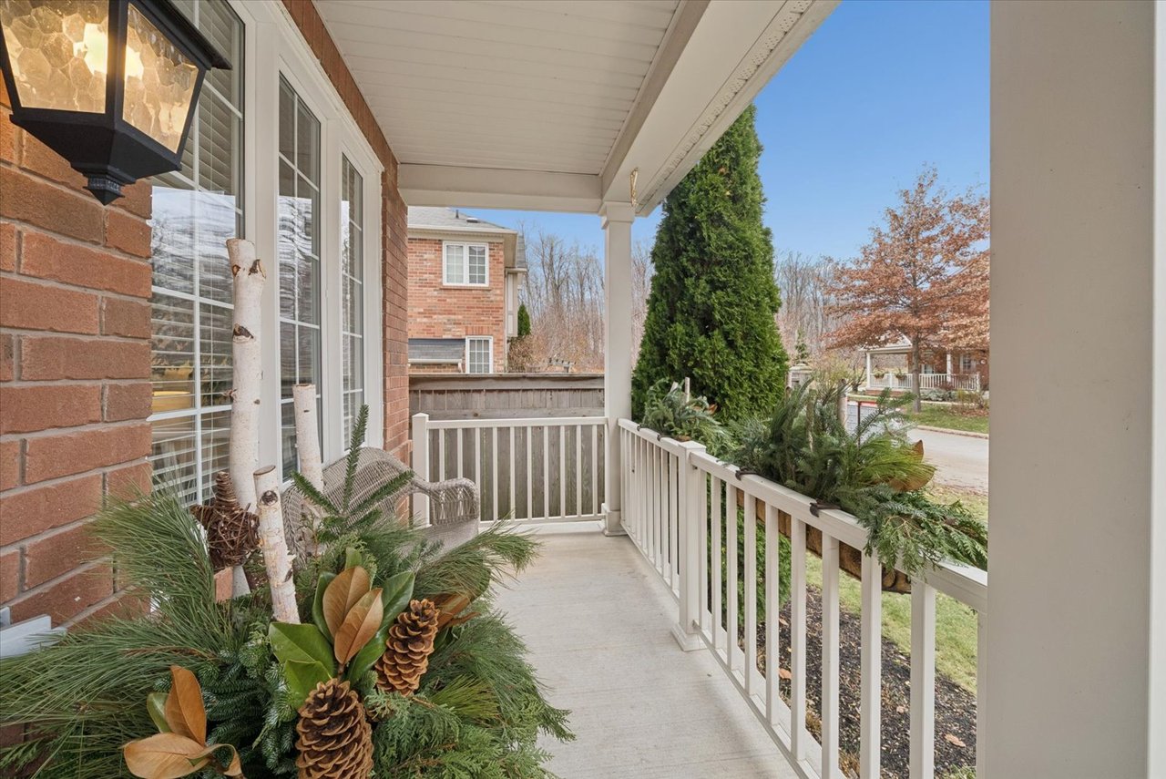 77 Fred Silvester rd