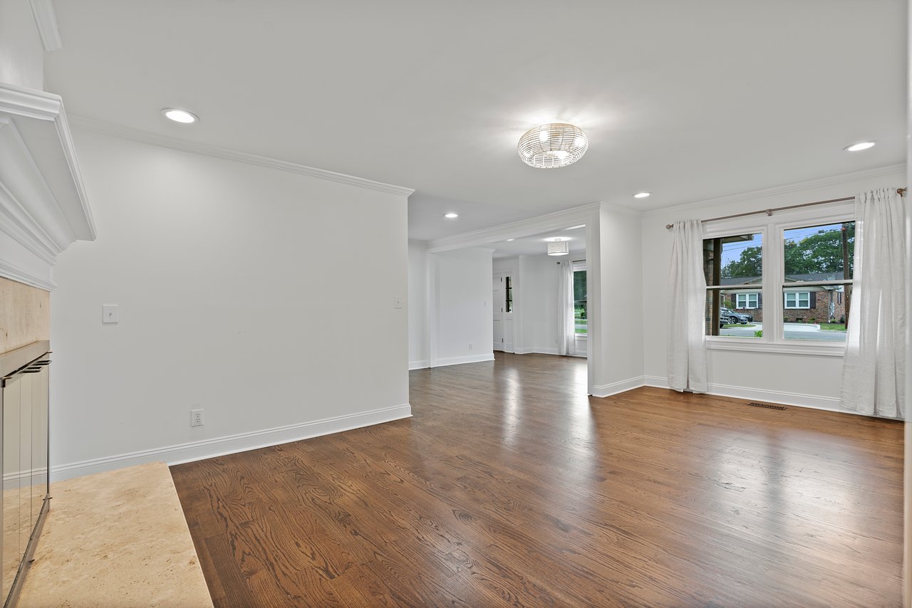 Spacious 4BR/3BA Home with Pool, Bonus Room & Office – Perfect for Work & Play!