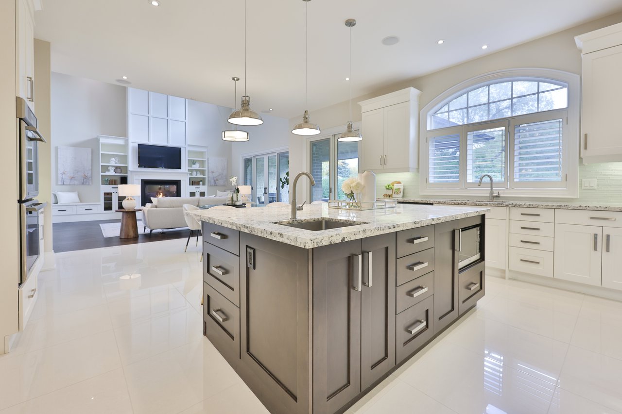 1356 Thornhill Drive