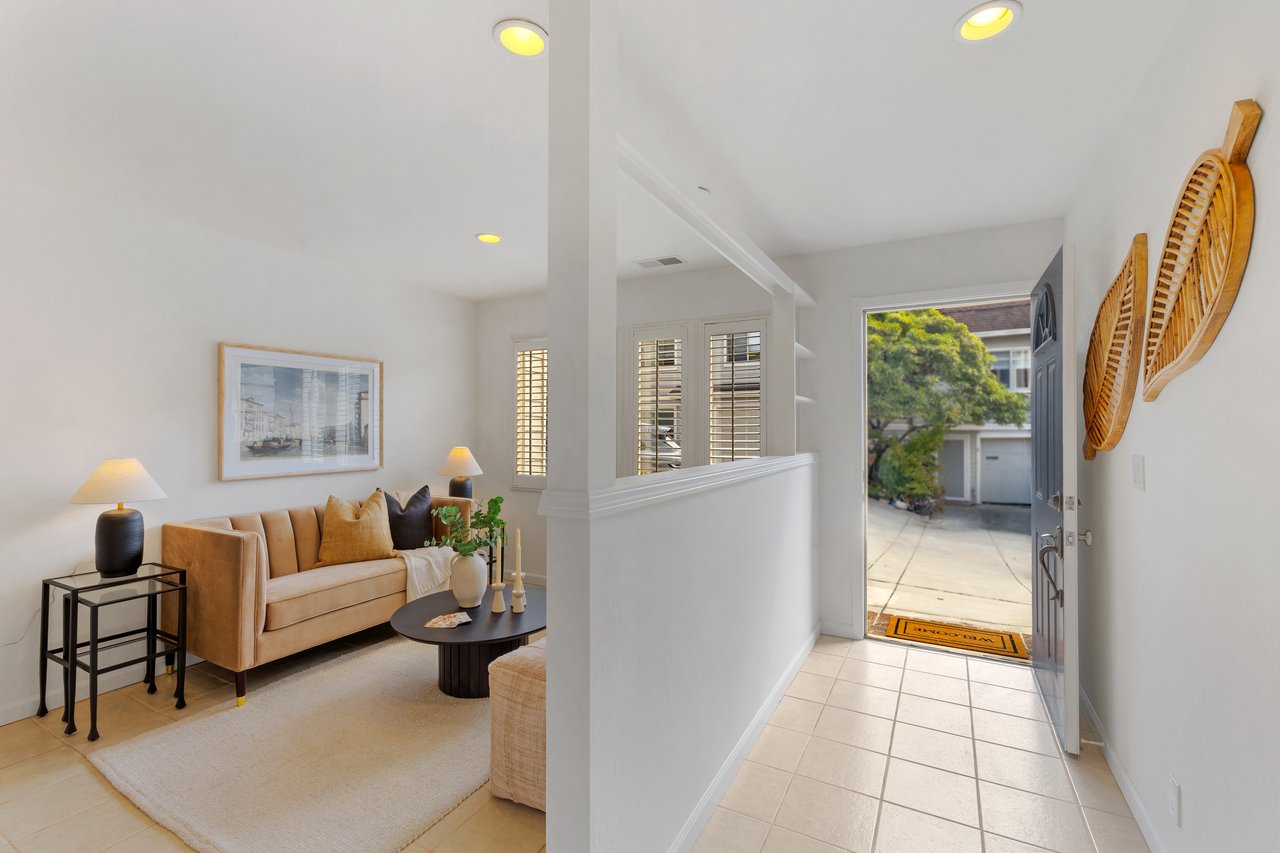 Private and Inviting Townhome