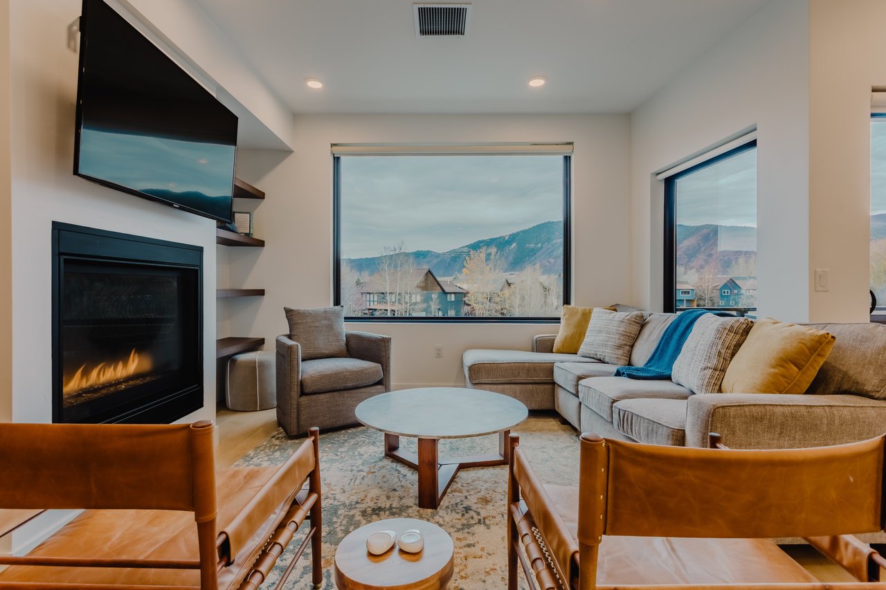 Elevated Basalt Living