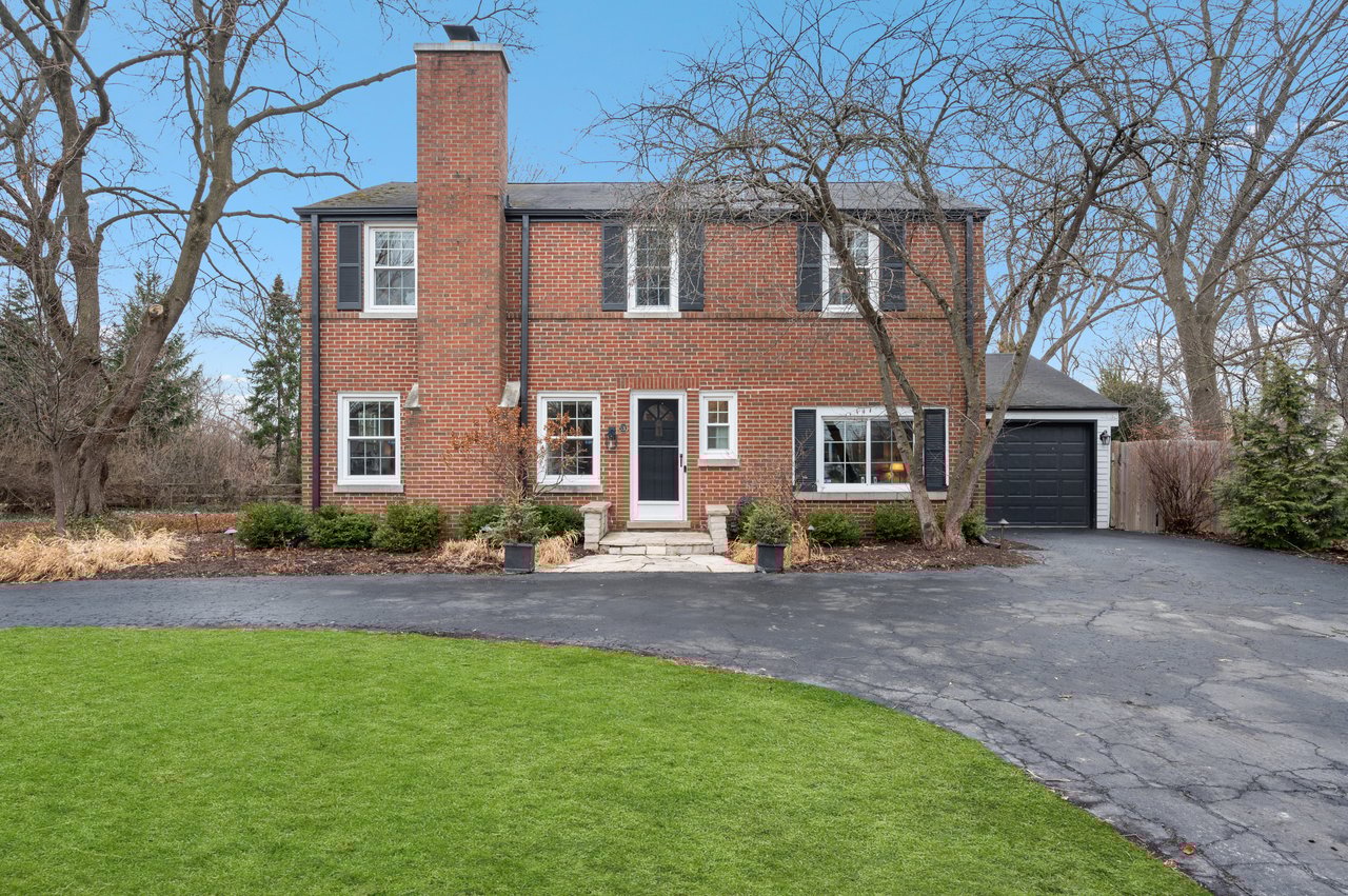 530 Woodland Lane South 