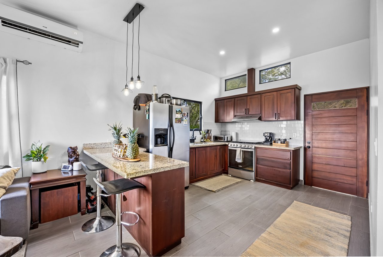 Corona Del Cabo 4 | Main Home + Guest House with Views & Pool – Playa Grande