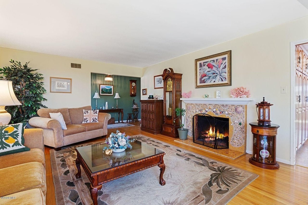 344 Palomares Ave, Ventura, CA 93003