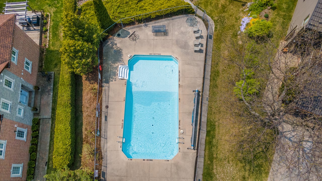 8 Beck Blvd #10, Penetanguishene