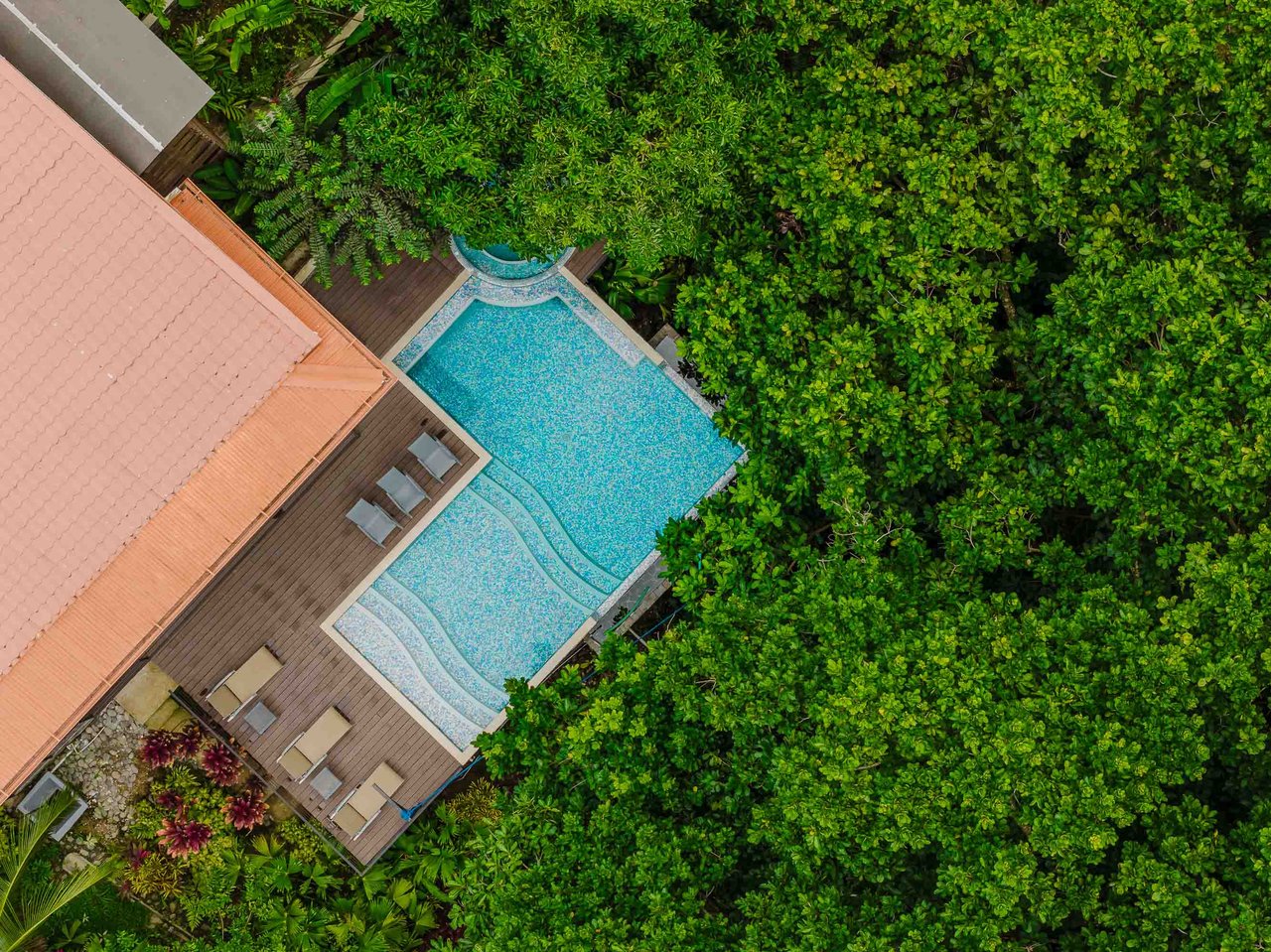 Fully Furnished 10 minutes to the beach Vista Verde Turn Key Vacation Rental