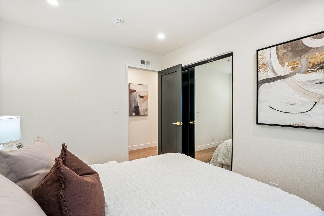 25802 Sycamore Ln, Laguna Hills, CA 92653