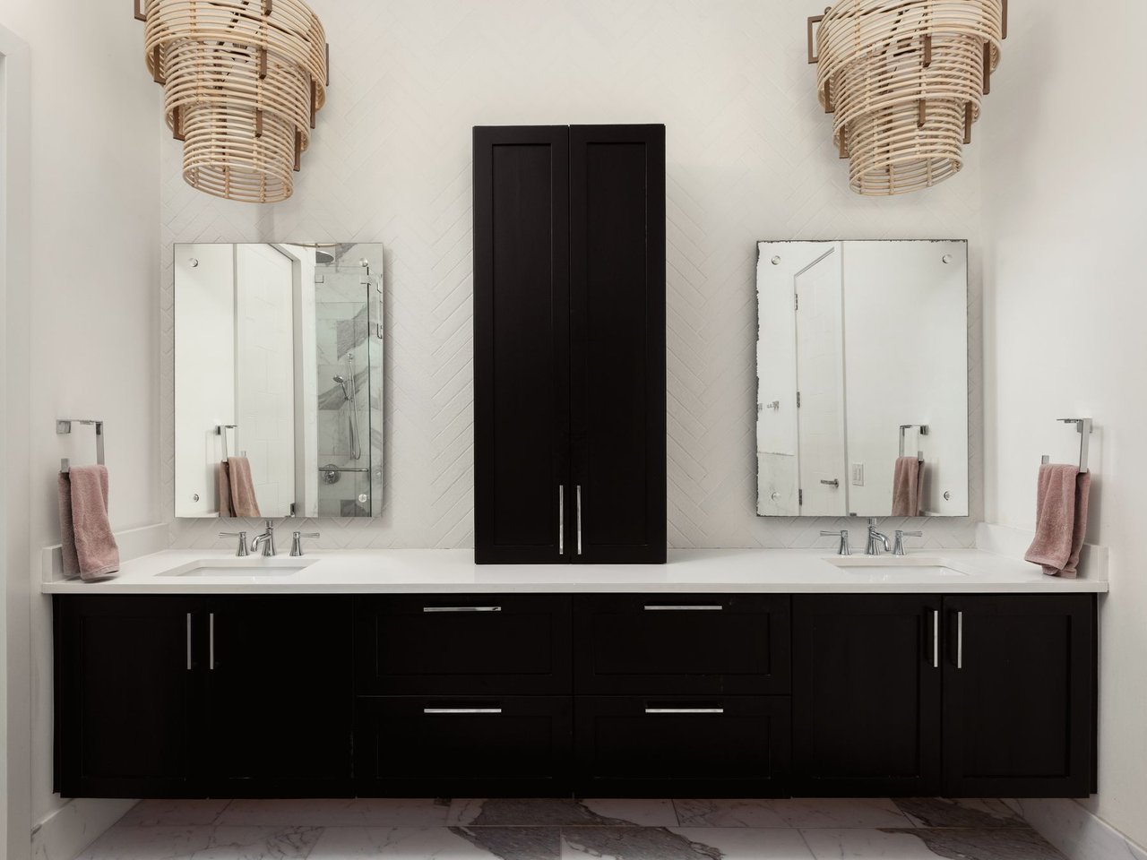 Modern Warmth in the Heart of Tarrytown