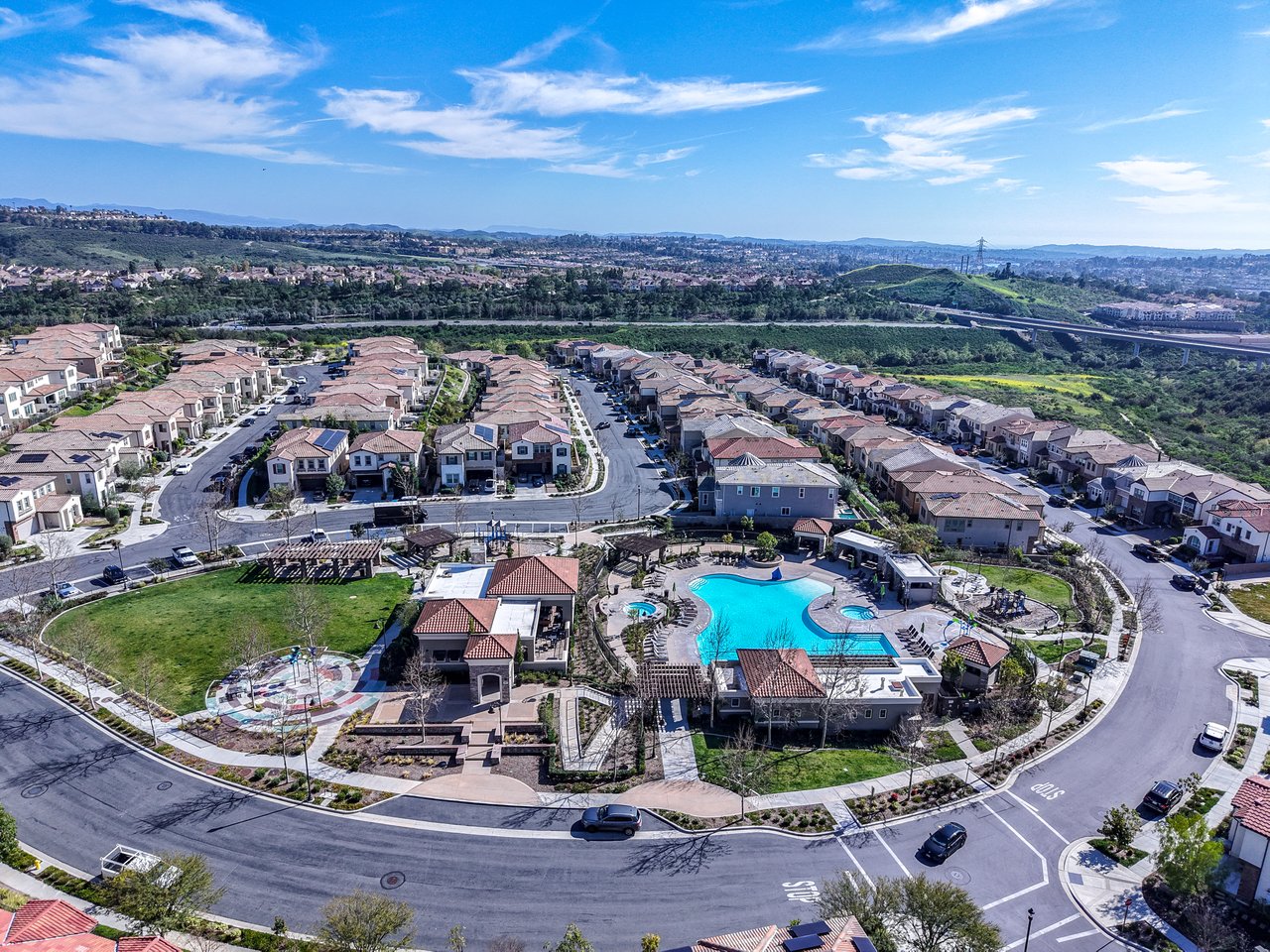 608 White Oaks, Lake Forest