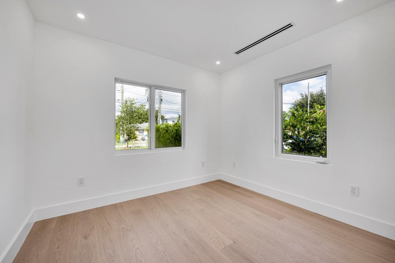 Just Listed: Elevated Design & Effortless Living at 2635 SW 64th Ave