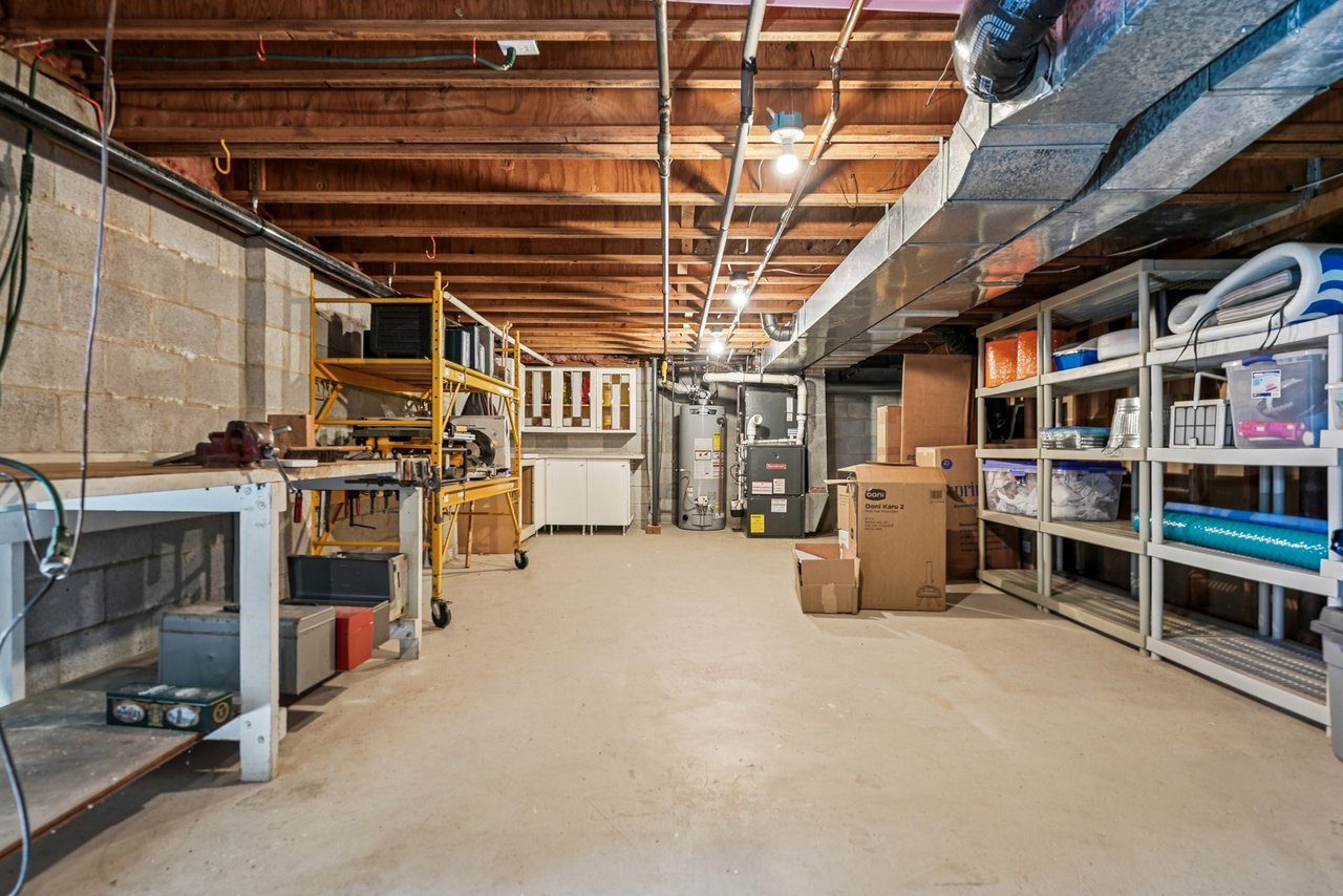 Hilltop Luxury with Endless Views