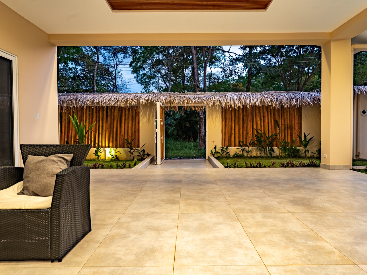 Refined Tropical Home in Uvita, Costa Rica | Walk to Beach & Parque Nacional Marino Ballena