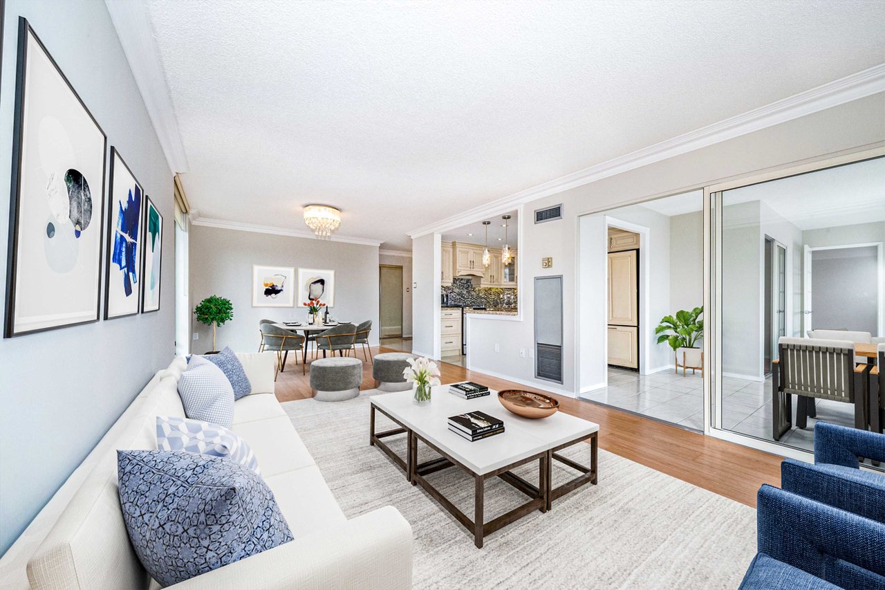 30 Harding Boulevard W, 404