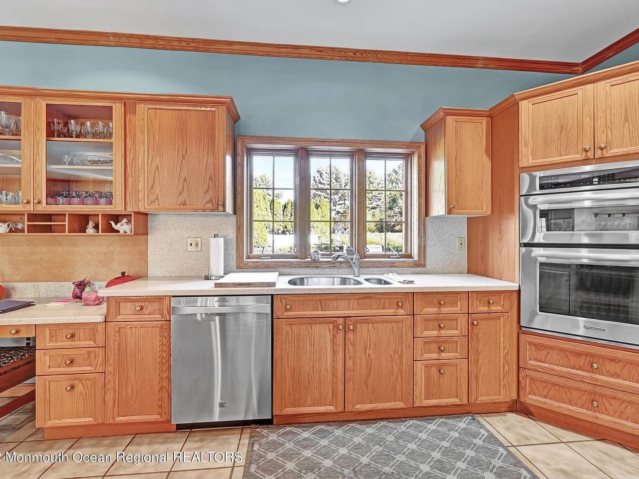 8 Old Cider Mill Road