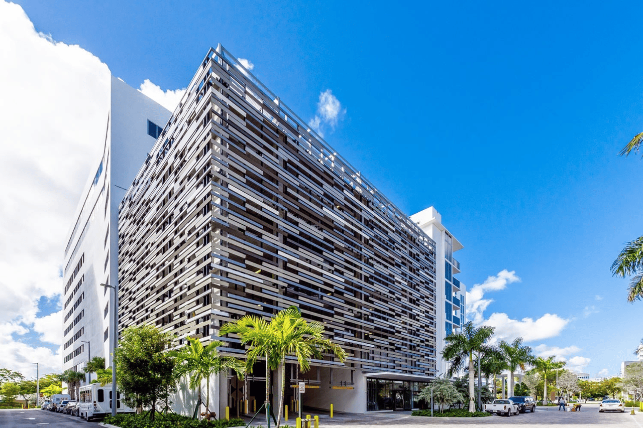 Aventura Park Square