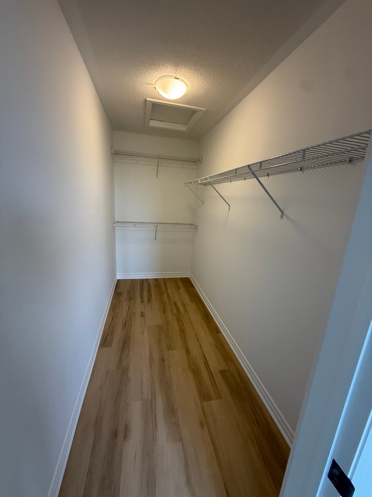 26 Pearen Ln