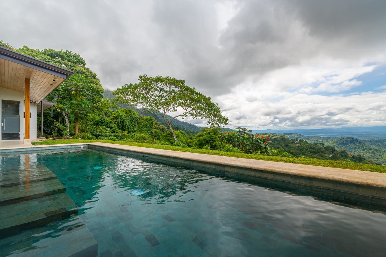 Cascada Sandalo Jaw Dropping Ocean Views!