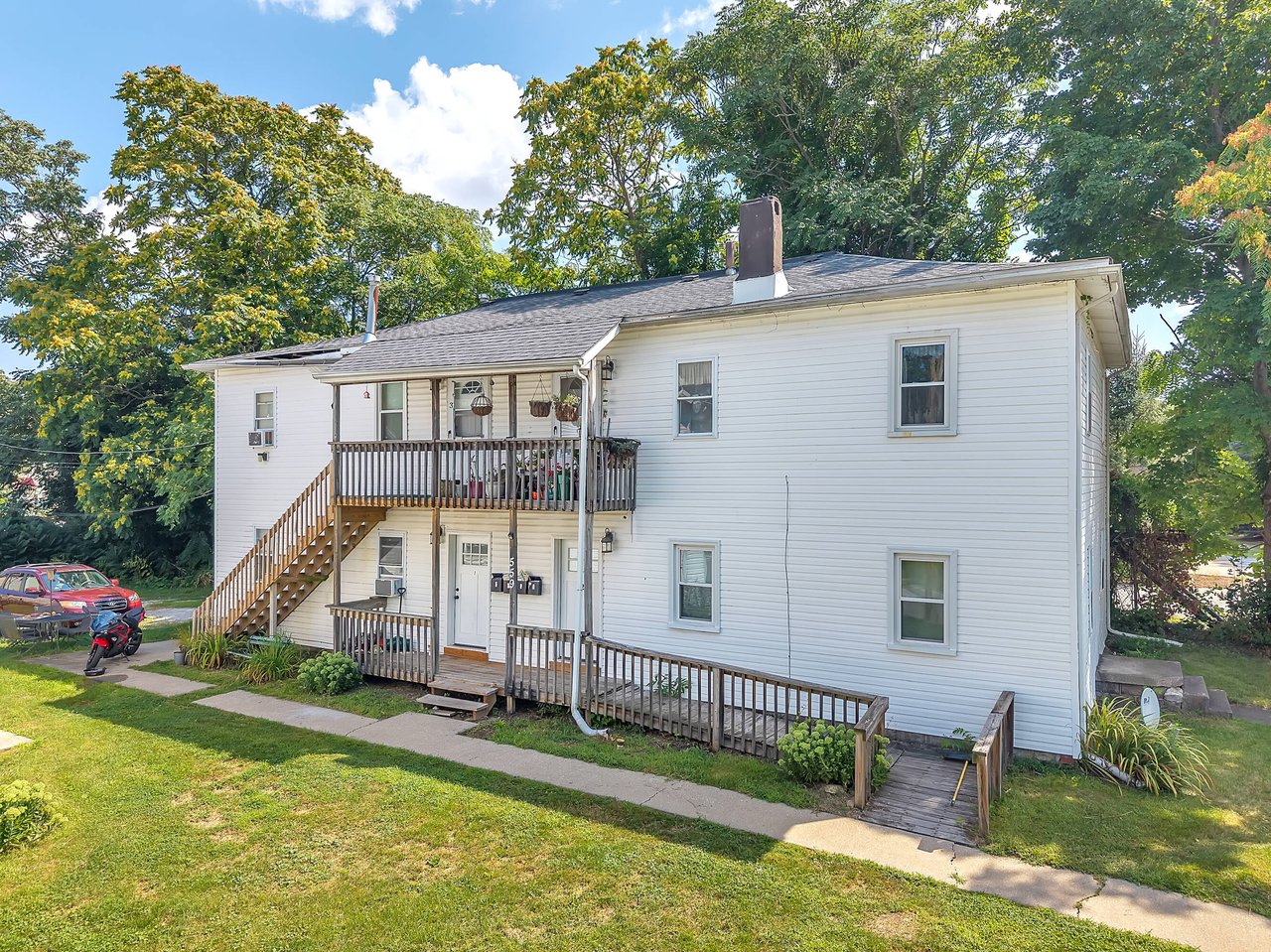 559 Locust St