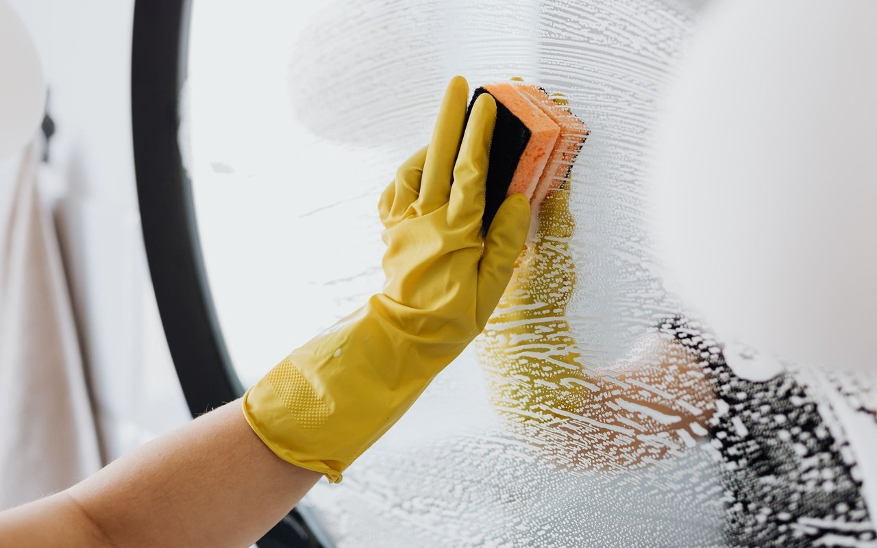 5 Cleaning Habits You Need To Break for Better Housekeeping