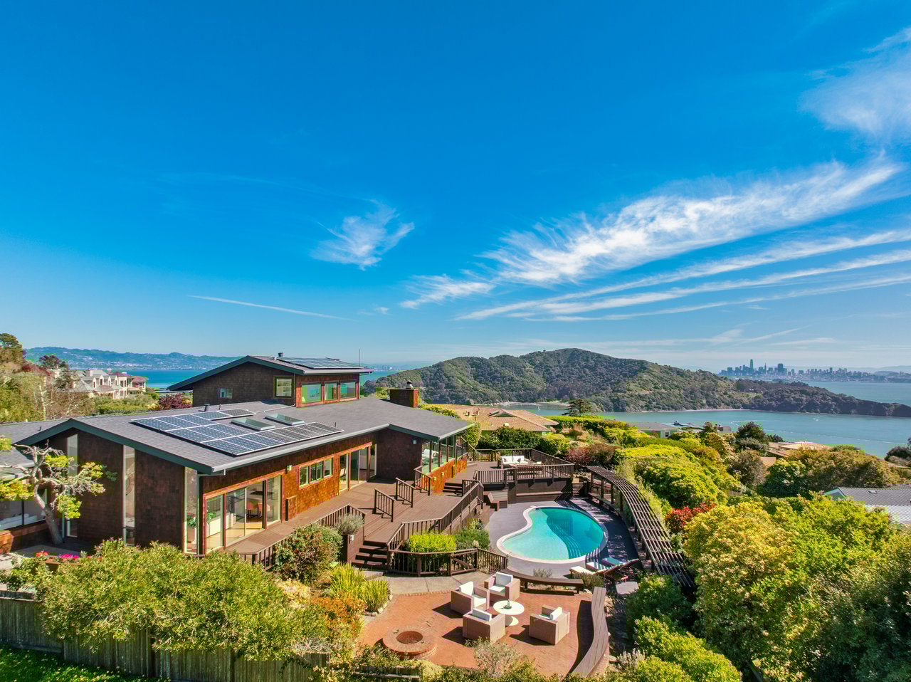 Sweeping Views of San Francisco and the Golden Gate Bridge