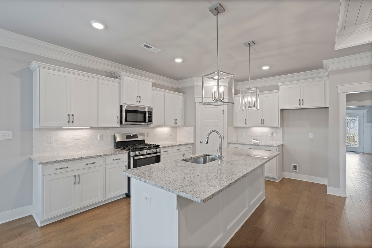 LUXURIOUS MADISON CITY SCHOOLS HOME!