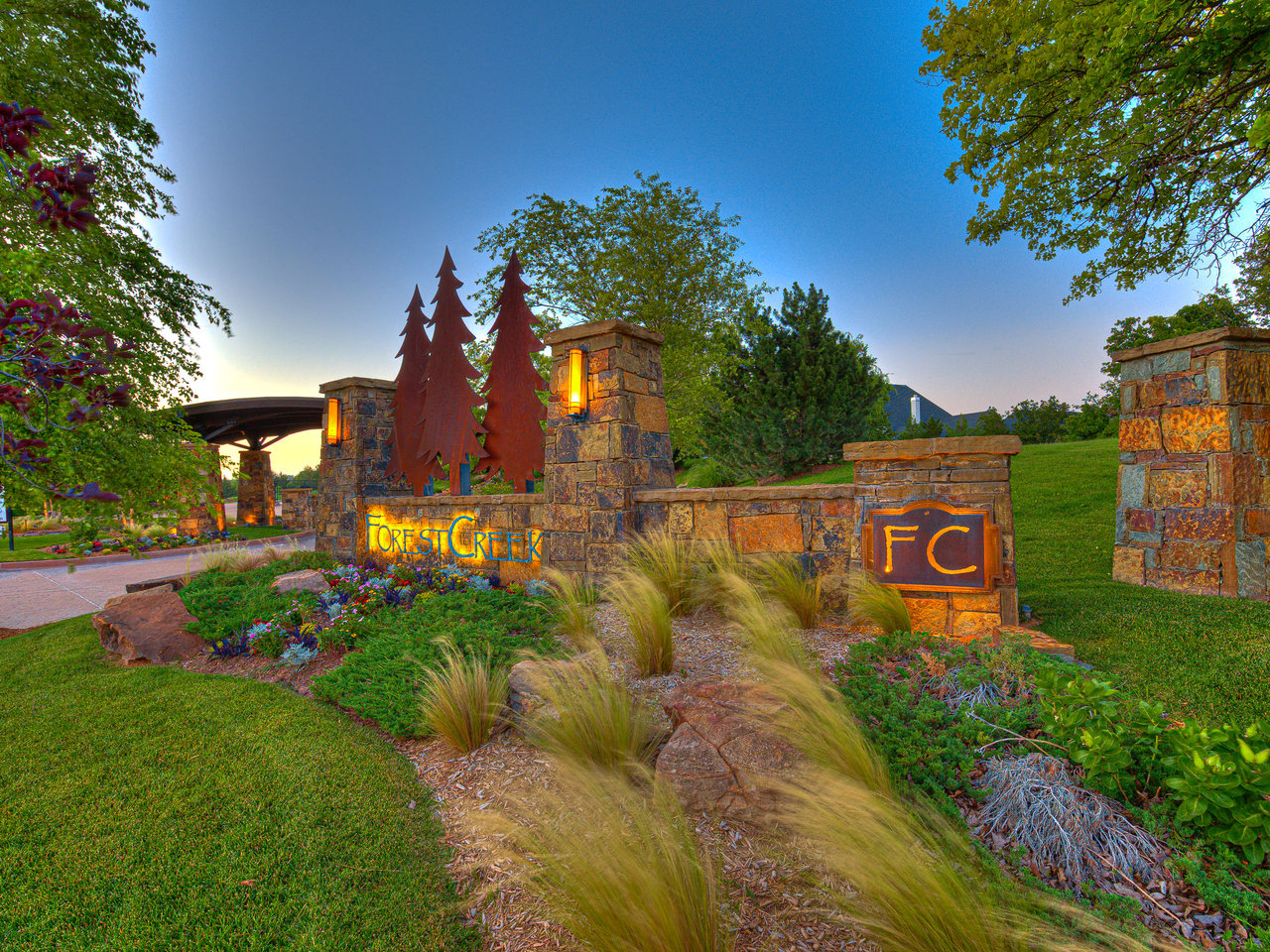 Forest Creek Estates in Edmond Oklahoma - Build Your New Luxury Home in this Sought After Gated Addition - Wyatt Poindexter - The Agency