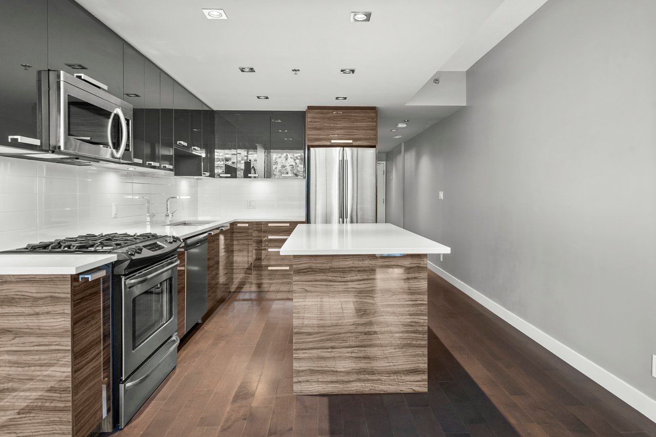235 9A Street NW Unit: 111