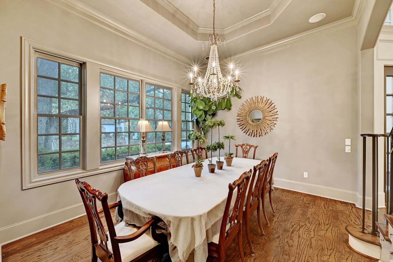 2100 Rue De St. Germaine