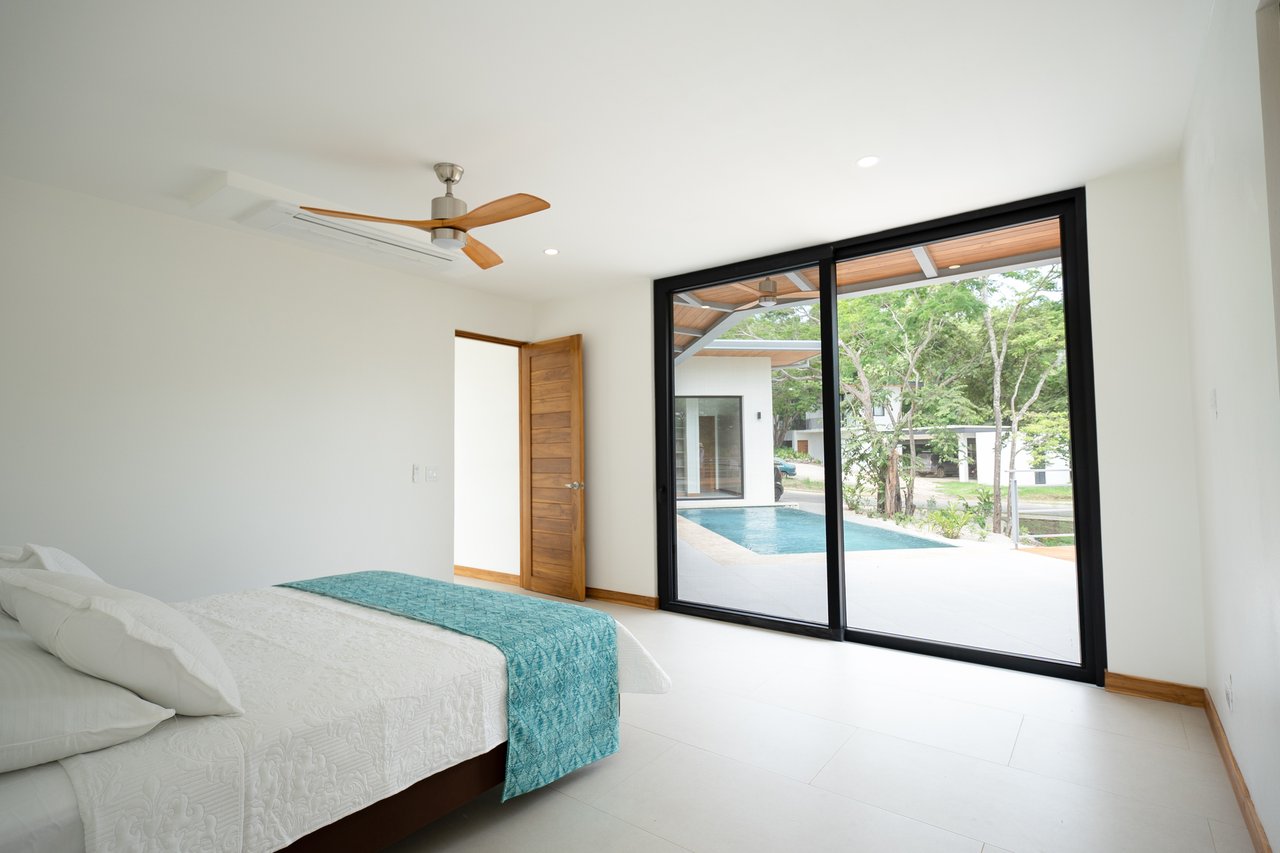 Casa Zoul, Senderos 9B