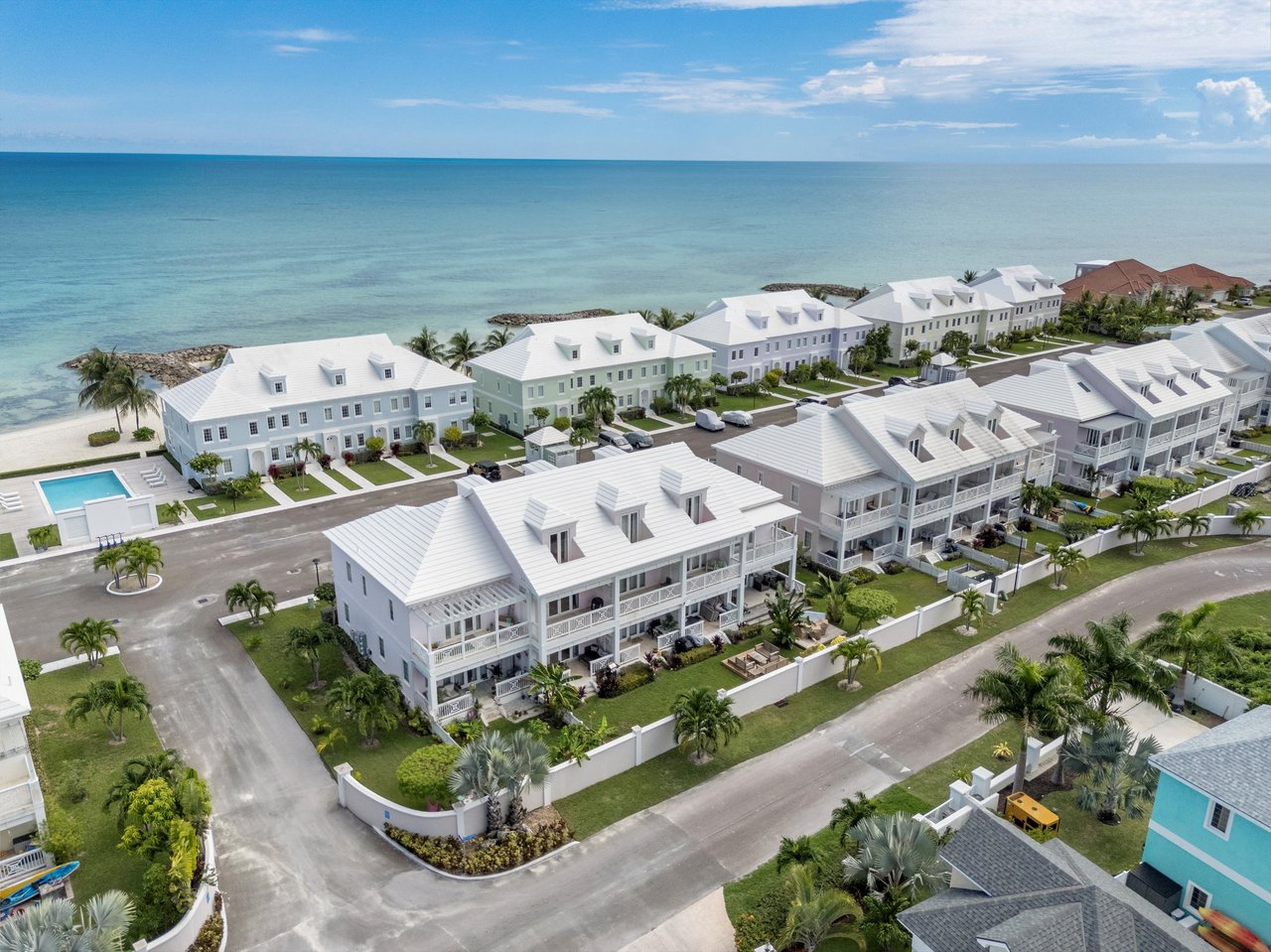 Luxury Oceanview Residence in Palm Cay 