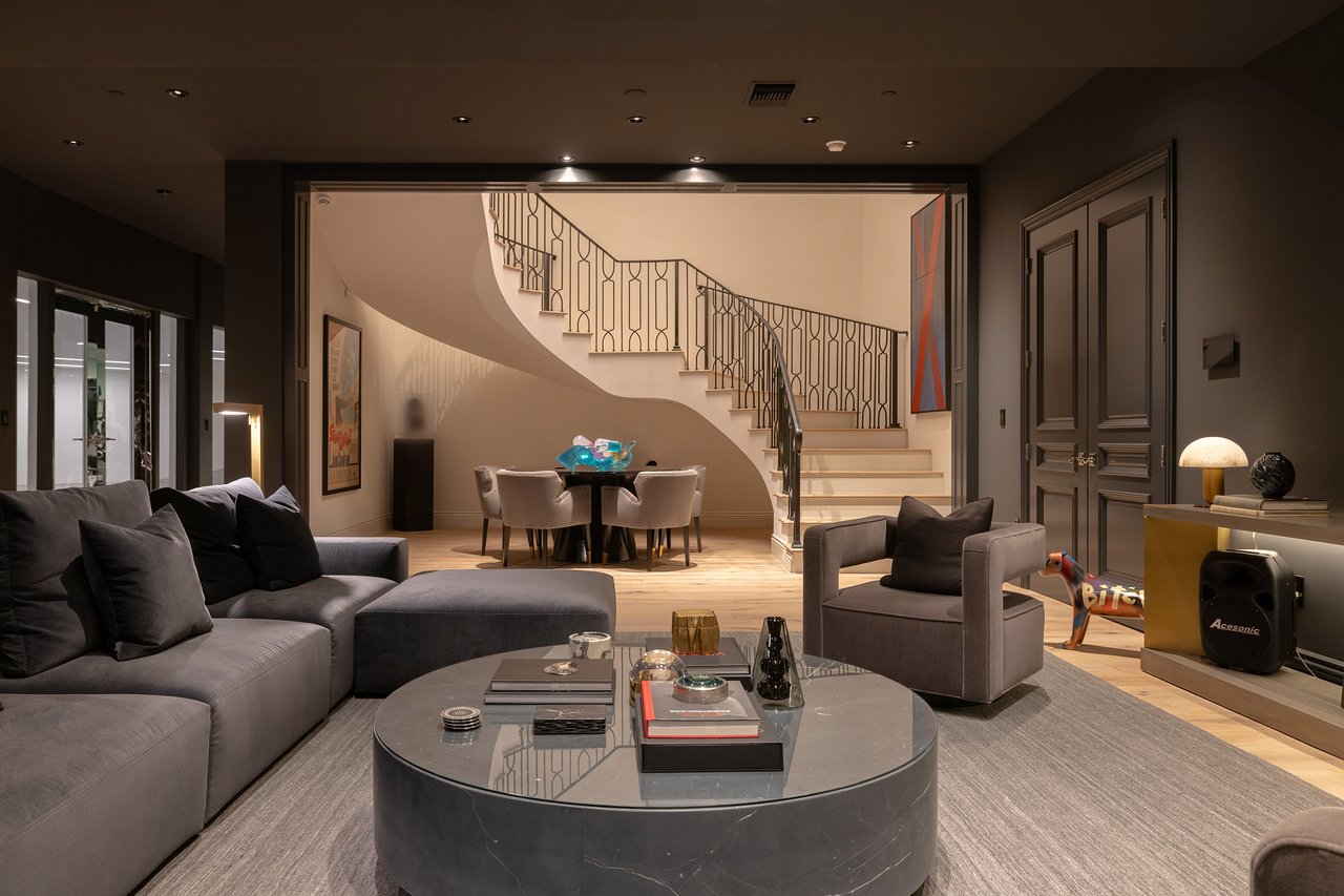 9520 Hidden Valley Rd, Beverly Hills