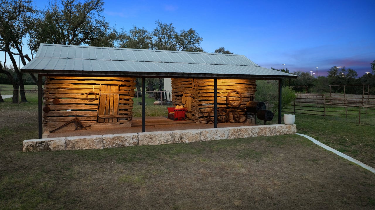 4813 Twin Acres Road