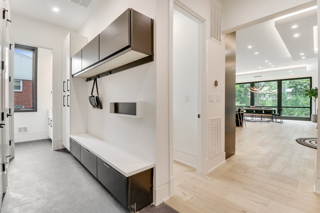 	  	1138 Basil Rd, Mclean, VA 22101