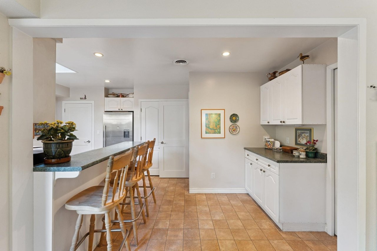 2658 Newmarket Dr
