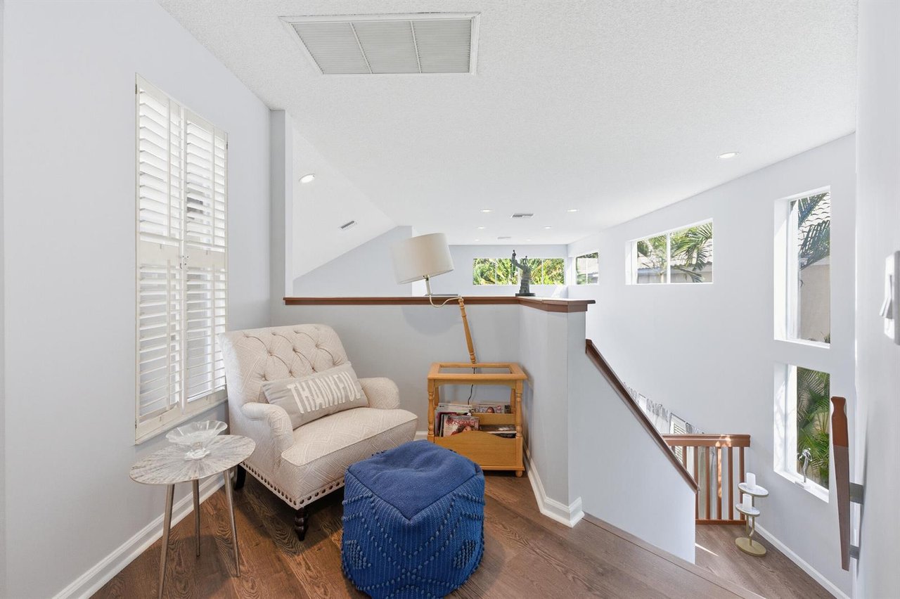 2495 NW 66th Dr