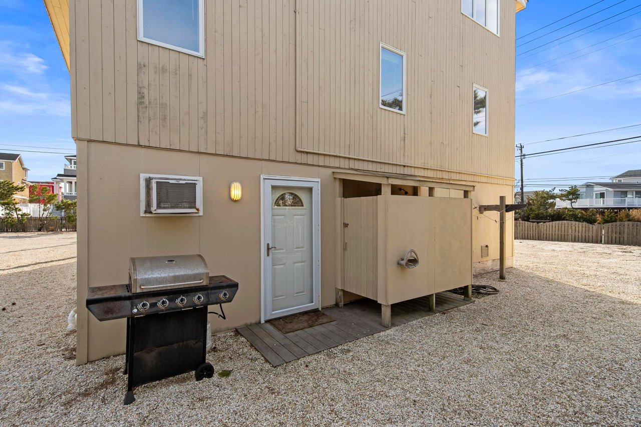 1039A Long Beach Blvd, North Beach