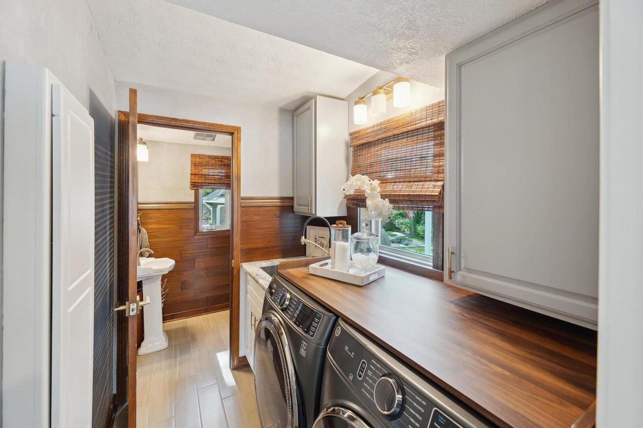 240 AQUAMARINE DRIVE