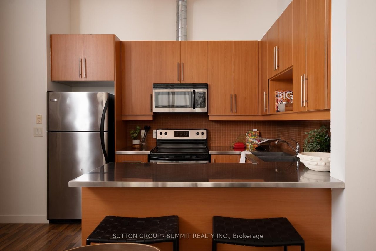 FEATHER FACTORY LOFT PENTHOUSE