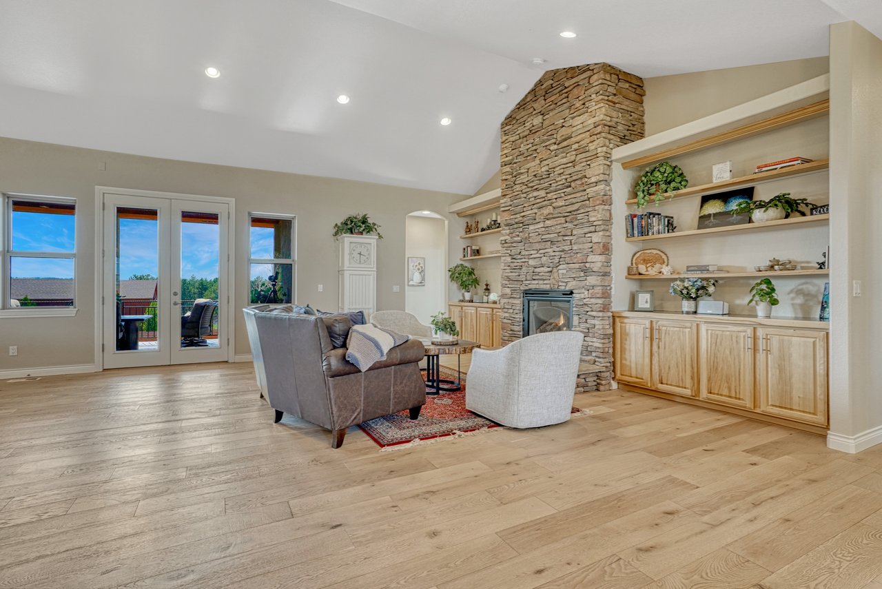 10345 Little Moon Trail