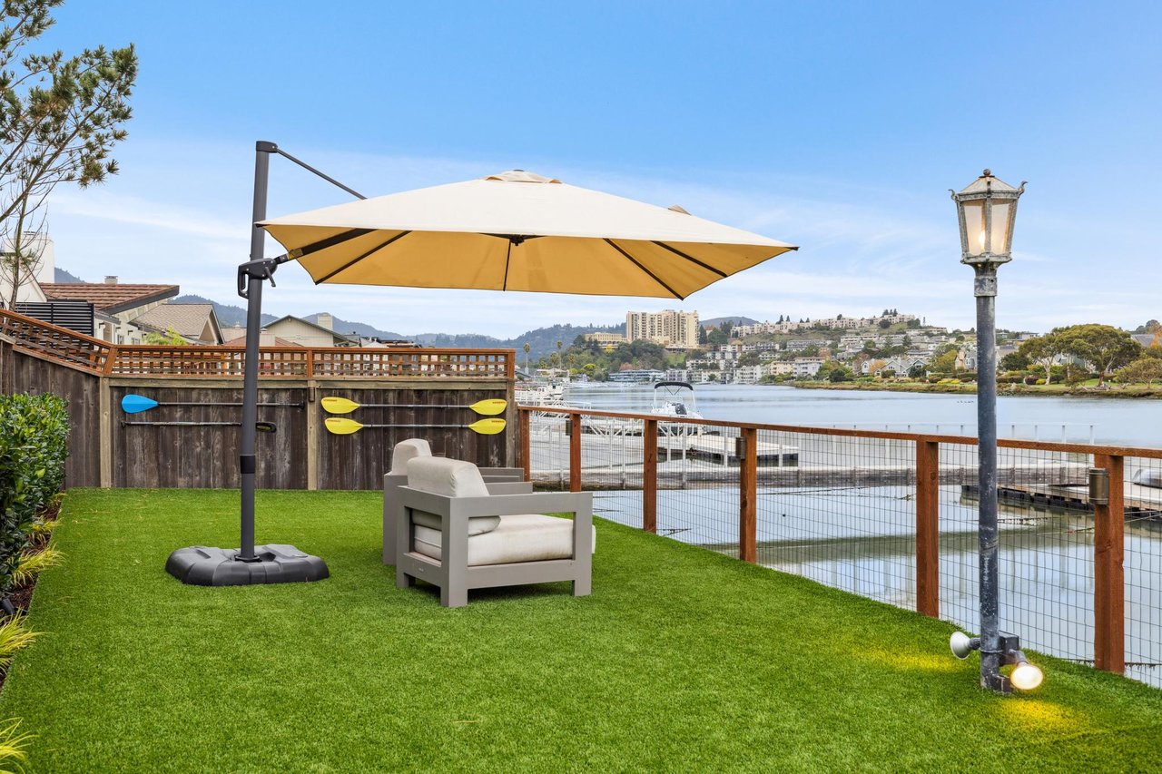 Luxurious Waterfront Home in Larkspur Marina